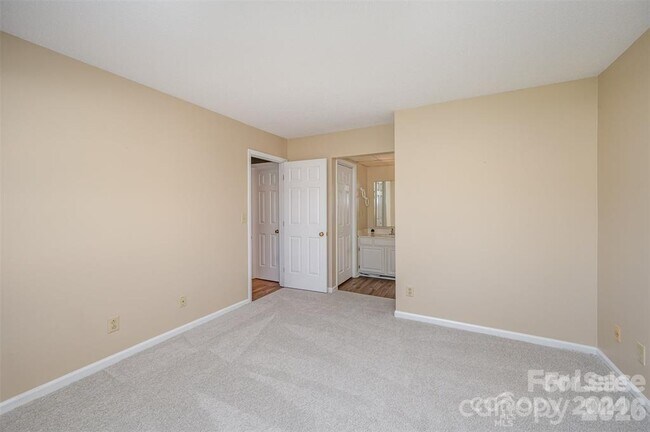 Building Photo - 2745 Von Thuringer Ct