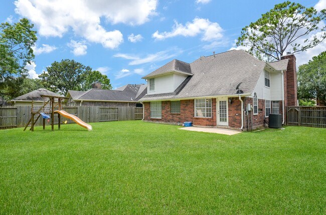 Building Photo - 1206 Green Knoll Dr