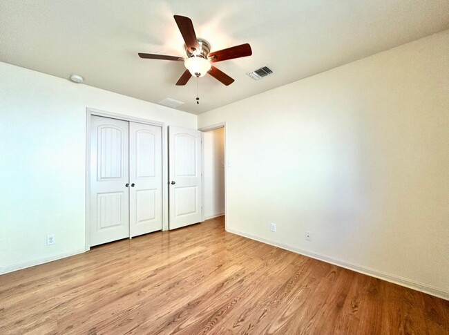 Building Photo - Cozy & Modern 3-Bed, 2-Bath Home in Austin...