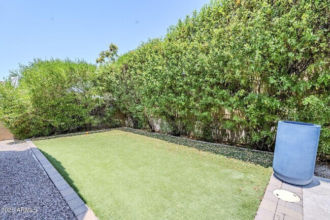 Building Photo - 9272 E Desert Village Dr