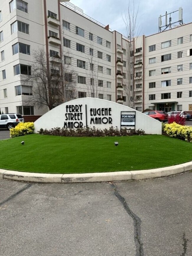 Interior Photo - Eugene Manor Apartments