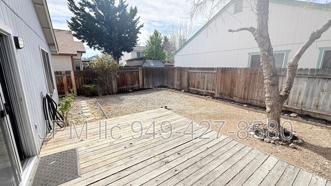 Building Photo - 1747 Bluehaven Dr