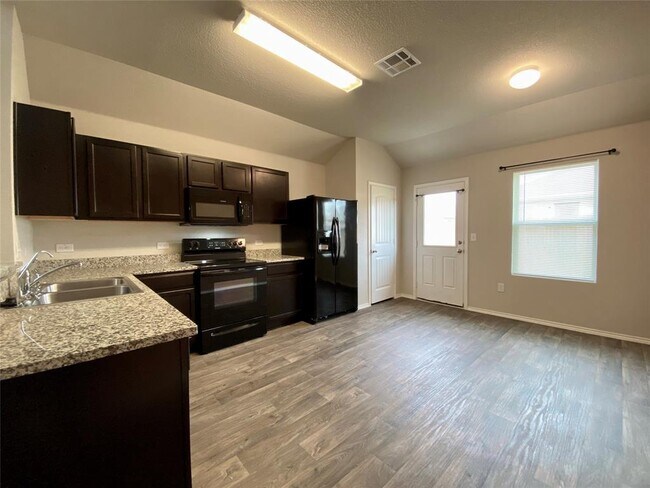 Building Photo - 5708 Shanjia Dr