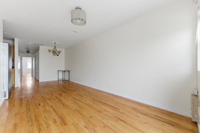 Building Photo - 46 Armstrong Ave