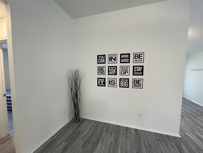 Building Photo - 21618 Lemon Beebrush Ln