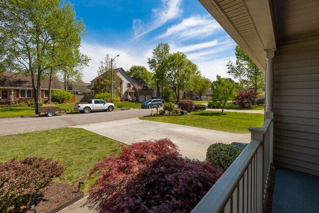 Building Photo - 917 Fox Ridge Trail