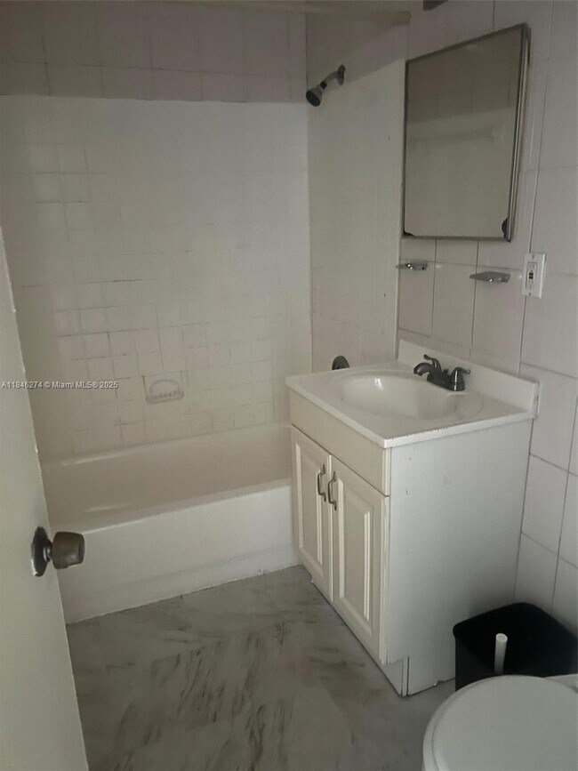Building Photo - 6149 SW 69th St