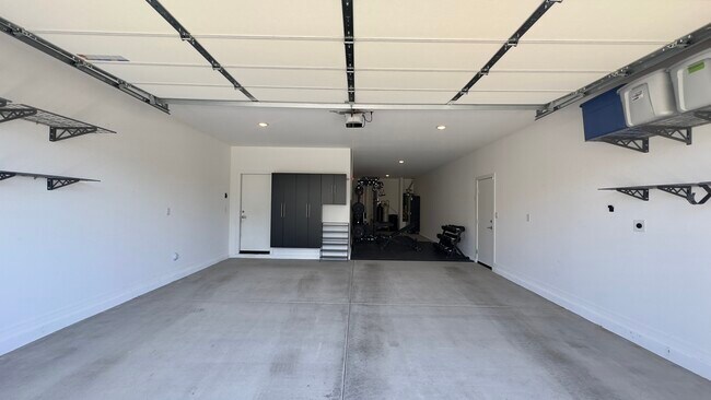 Building Photo - 4214 Nora Dr