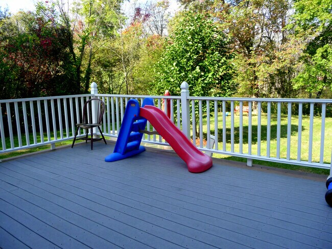 Building Photo - 199 Court St