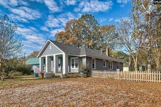 Building Photo - 326 Lyles St
