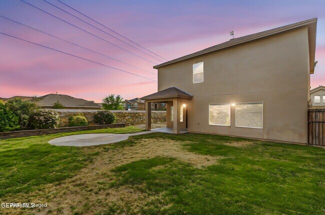 Building Photo - 3144 Hidden Creek Dr