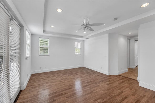 Building Photo - 416 SW 11th St