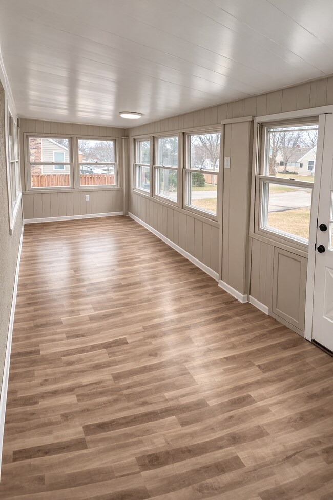 Building Photo - 4931 Orion Ave