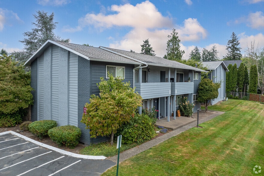 Exterior - Ivy Terrace Apartments