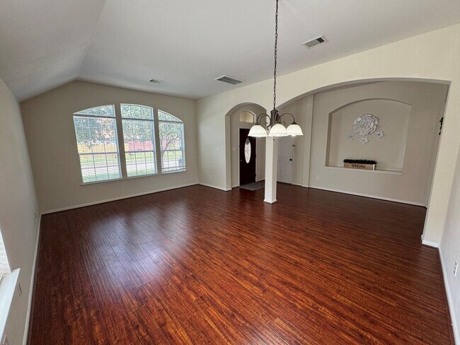 Building Photo - 9907 Rushing Springs Dr