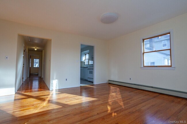 Building Photo - 55 Holland Ave