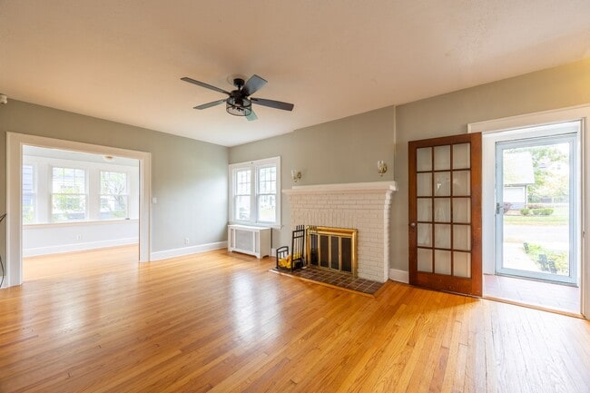 Building Photo - Charming 3-Bedroom Home in the Heart of Sp...