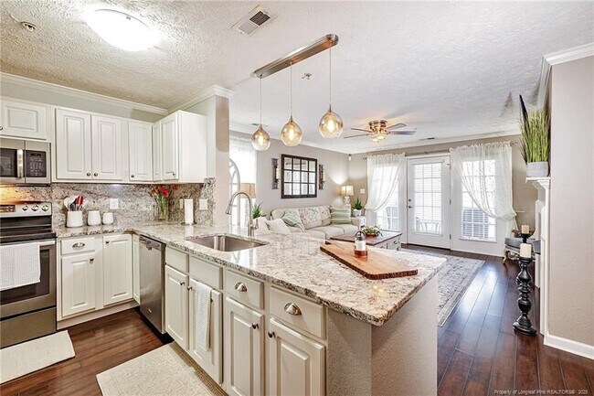 Building Photo - 3332 Harbour Pointe Pl