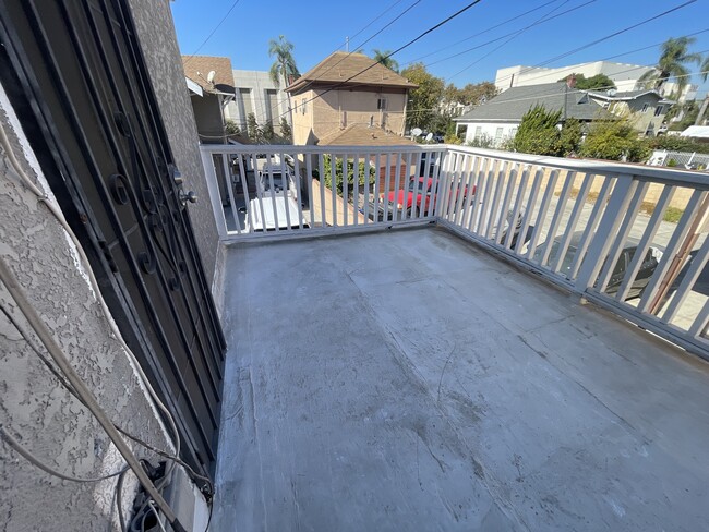 rear deck - 6744 Whittier Ave