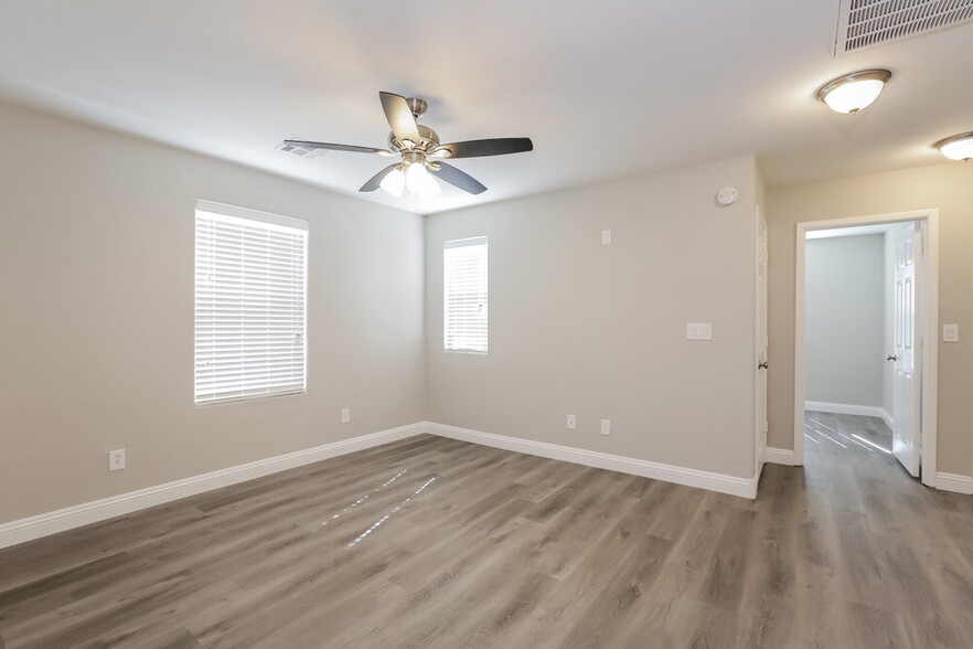 Building Photo - 9256 Wild Stampede Ave