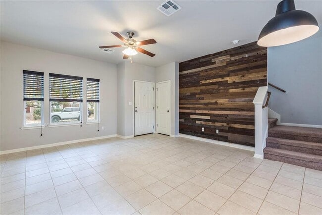 Building Photo - 126 Wainscot Oak Wy