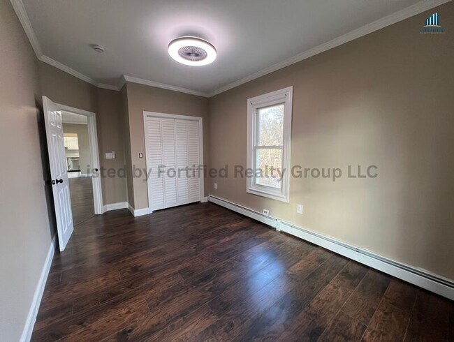 Building Photo - 380 Wilson Rd