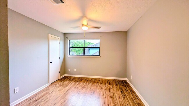 Building Photo - 15707 Downford Dr