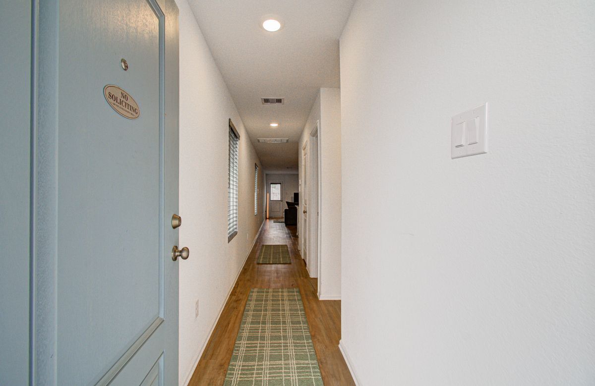 Building Photo - 21575 Carosella Dr