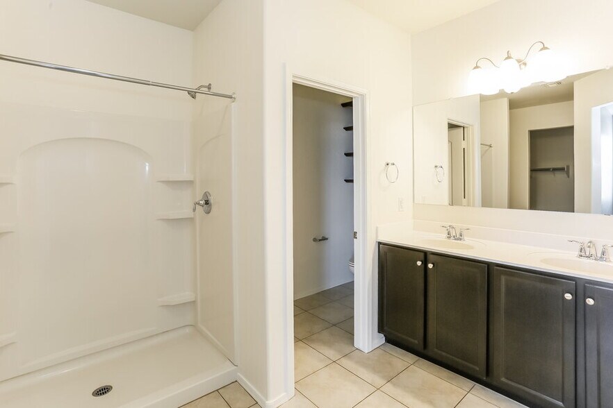 Building Photo - 6873 S Blue Hills Dr