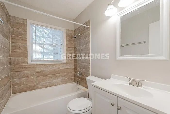 Building Photo - 1908 St Louis Ave