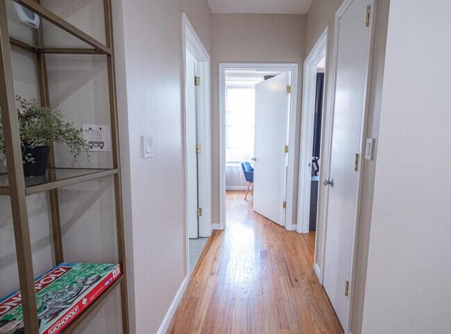 Building Photo - 230 W 113th St