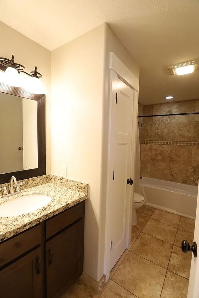 Building Photo - 1/2 off 1st months rent! Close to Utah State University Equestrian Park!