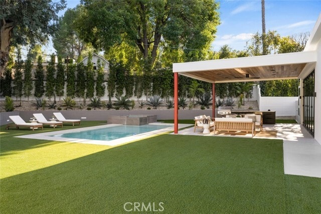 Building Photo - 22020 Alizondo Dr