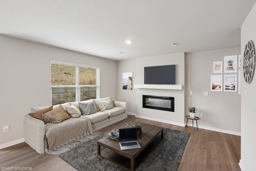Primary Photo - 356 Ember Dr