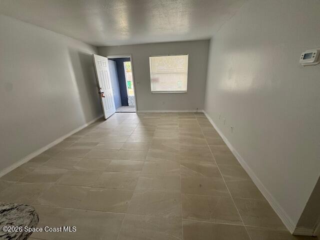 Building Photo - 649 School St