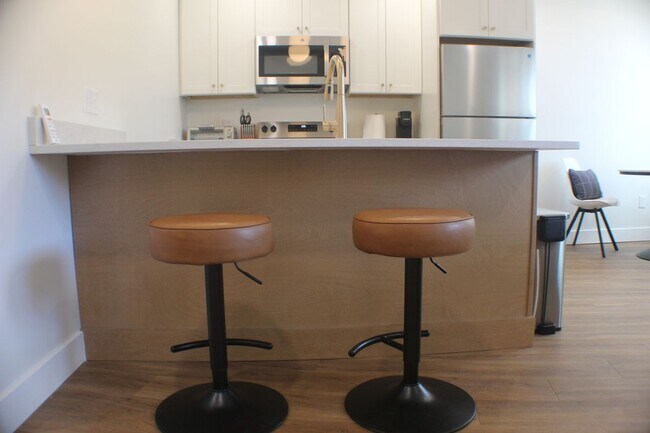 Primary Photo - 110 Hotel St