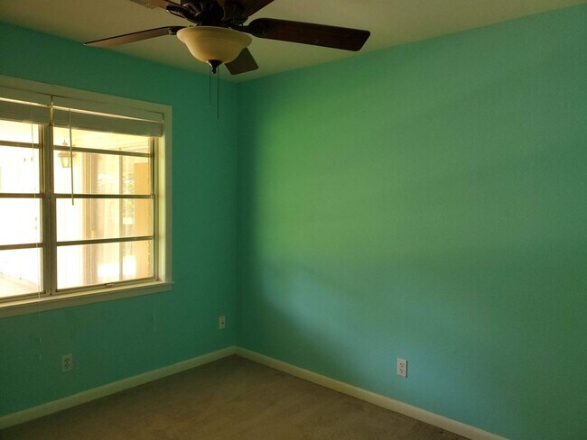 Building Photo - 2514 Belmont Blvd