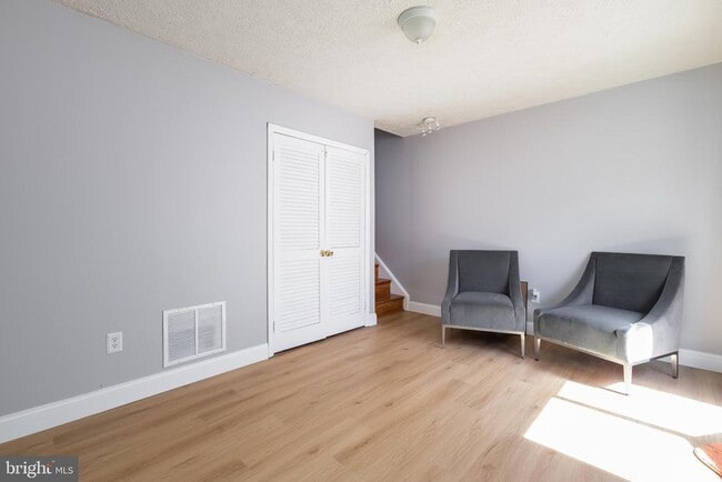 Building Photo - 9308 Canterbury Riding