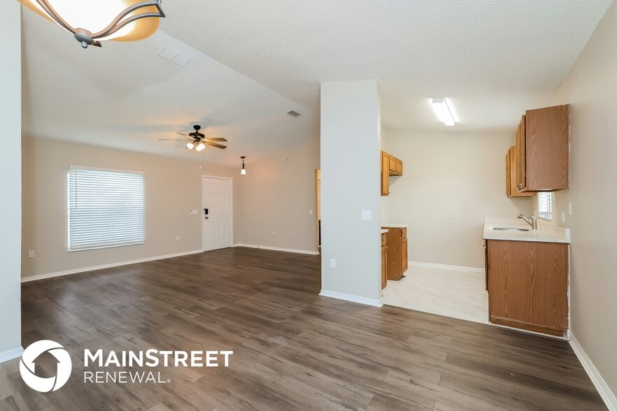 Building Photo - 15 Sawfish Ln