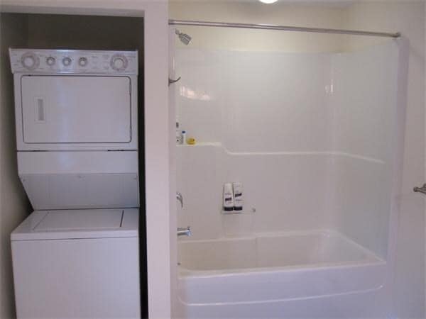 Building Photo - 15 Orchid Dr
