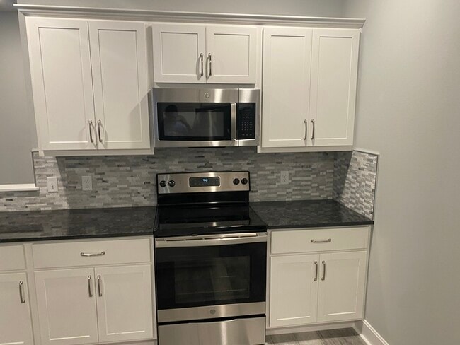 Building Photo - New Construction Rental 2 bdr, 2 bath in g...