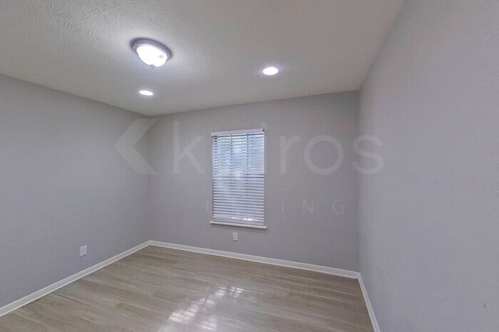 Building Photo - 125 Quebec Cir