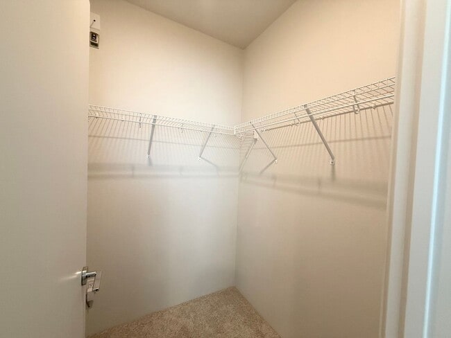 Building Photo - MOVE IN READY! 1 Bd, 1 Ba in Kaikea At Ho'opili