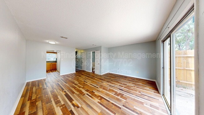 Building Photo - 11406 Bedford Oaks Dr