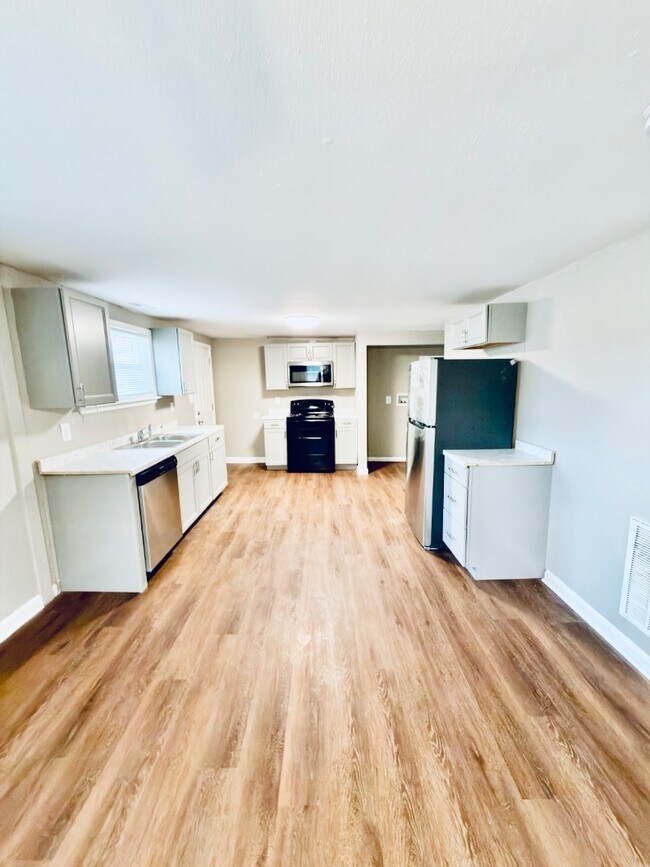 Building Photo - 201 Wotring Street