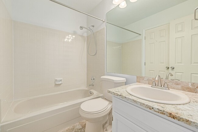 Building Photo - 8066 S Columbine Ct