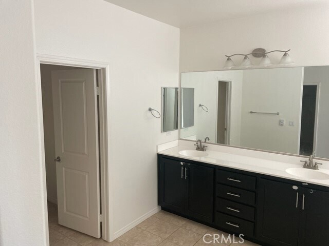 Building Photo - 2981 S Via Belamaria