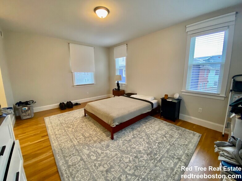 Building Photo - 405 S Huntington Ave