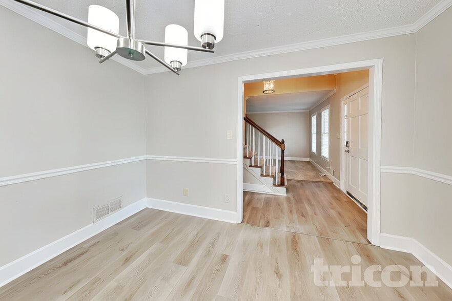 Building Photo - 150 Tanglewood Dr