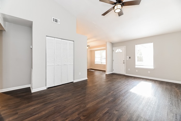 Building Photo - 101 Tweed Ct